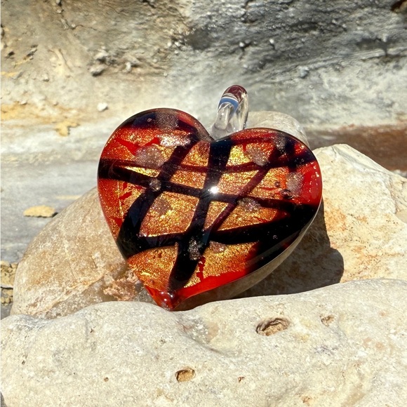 Authentic Vintage Murano Italian Hand Blown Lamp Work Glass Heart Pendant - Picture 1 of 4
